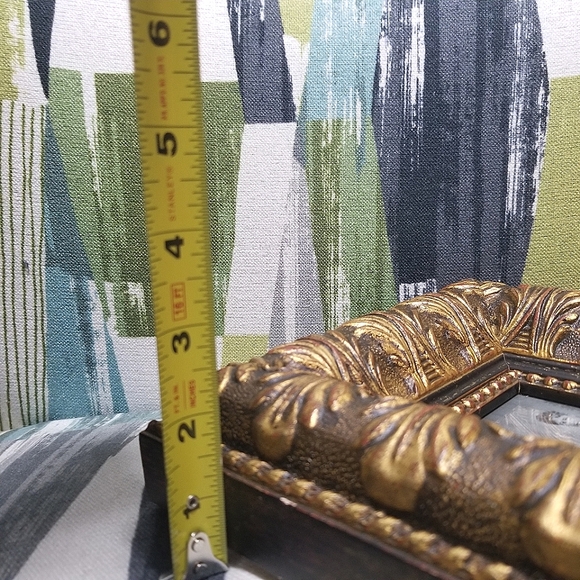 Vtg Victorian Style High Raised Ornate Pic Frame With Couple Photo Made In Spain - Picture 4 of 14